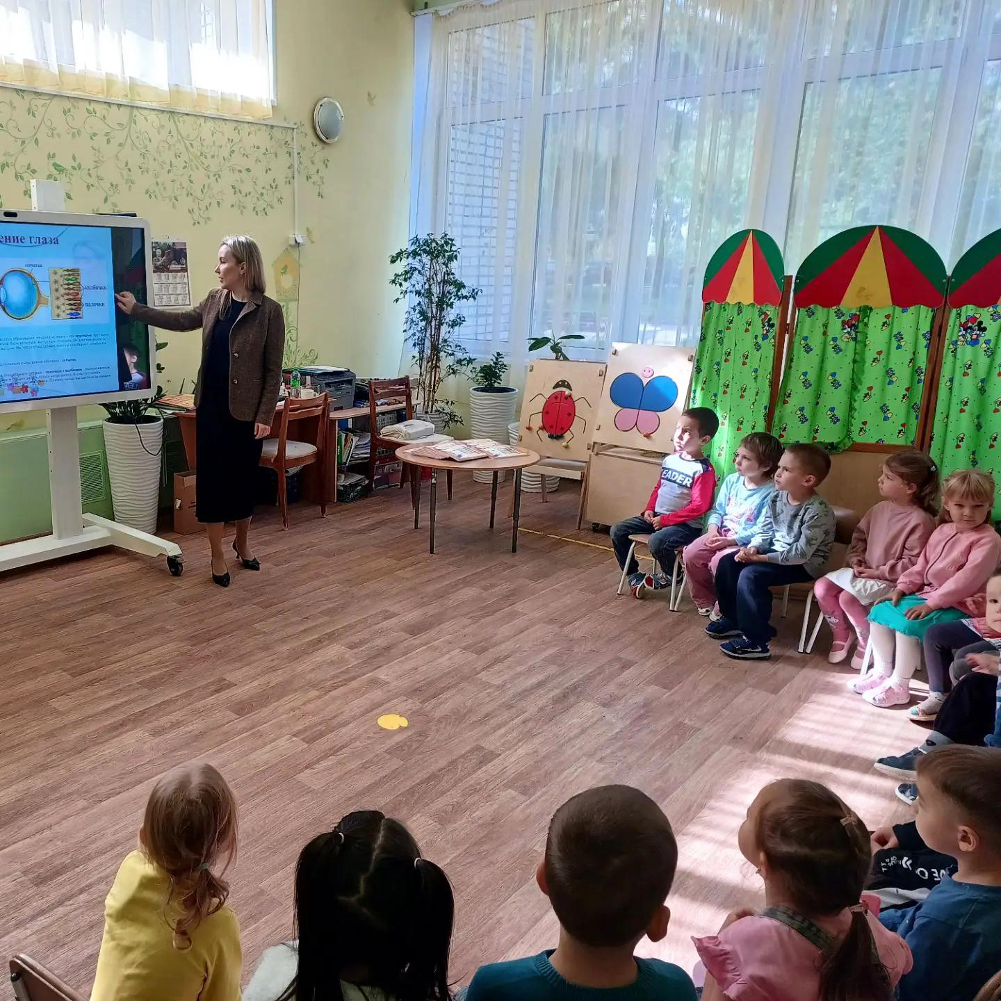 Детский офтальмолог Светлана Стяжкова провела урок здоровья в детском саду «Золотая рыбка» 