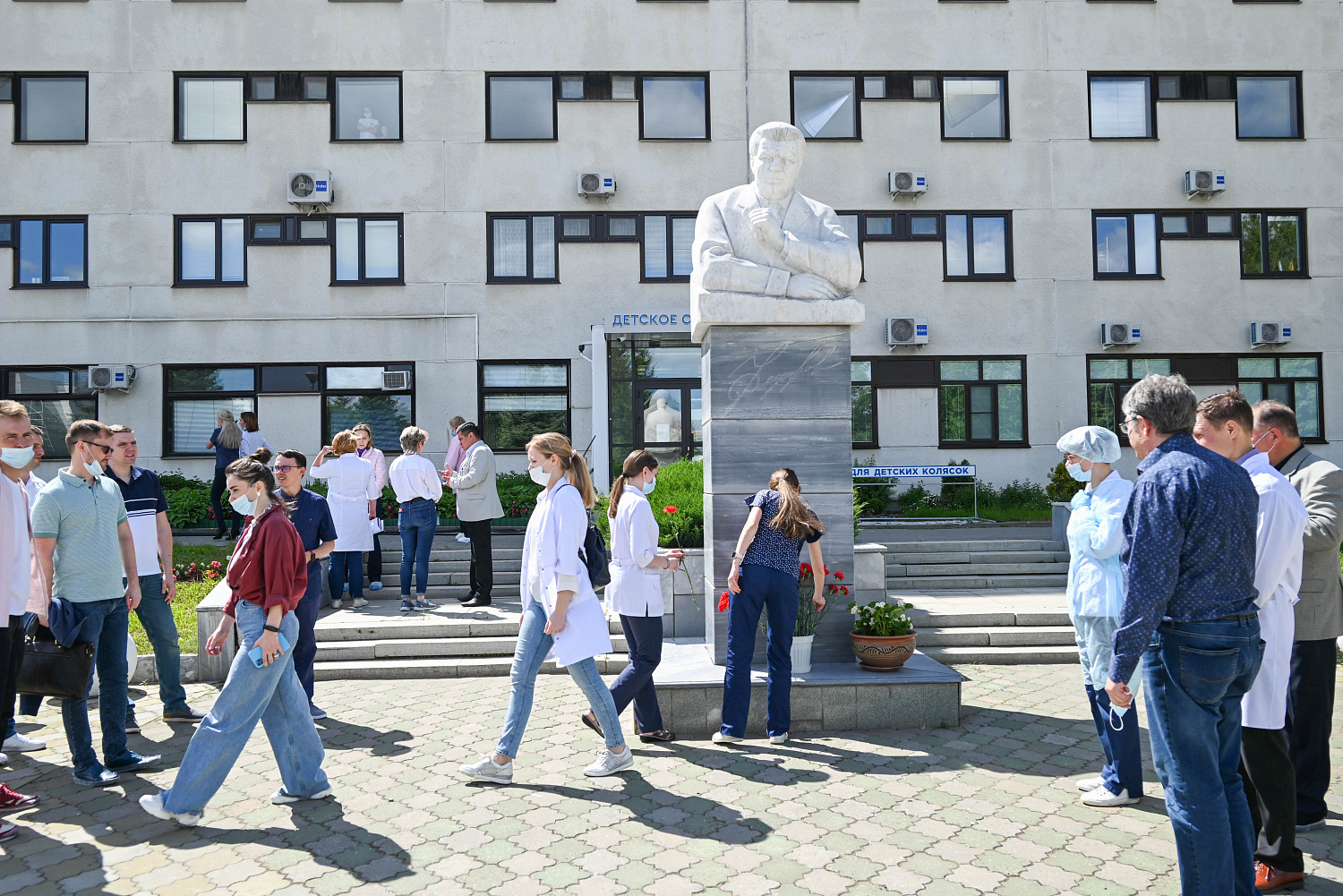 2 июня - День памяти Святослава Николаевича Федорова