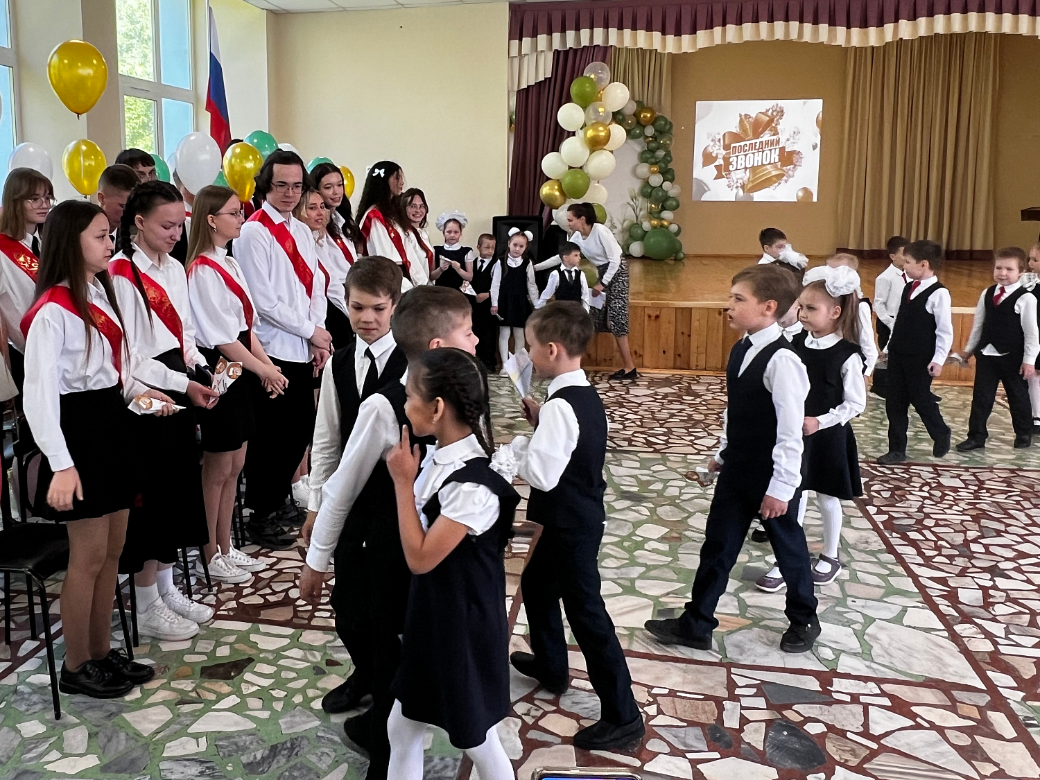 Последний школьный звонок в Чебоксарской школе №31