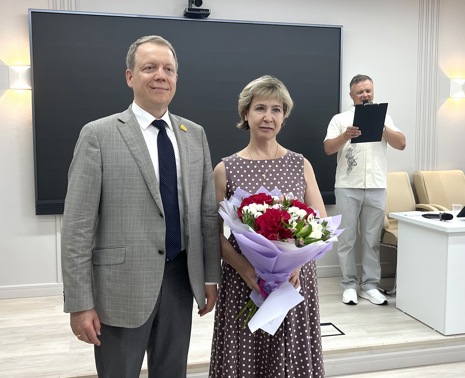 В МНТК-Чебоксары состоялось торжественное награждение сотрудников