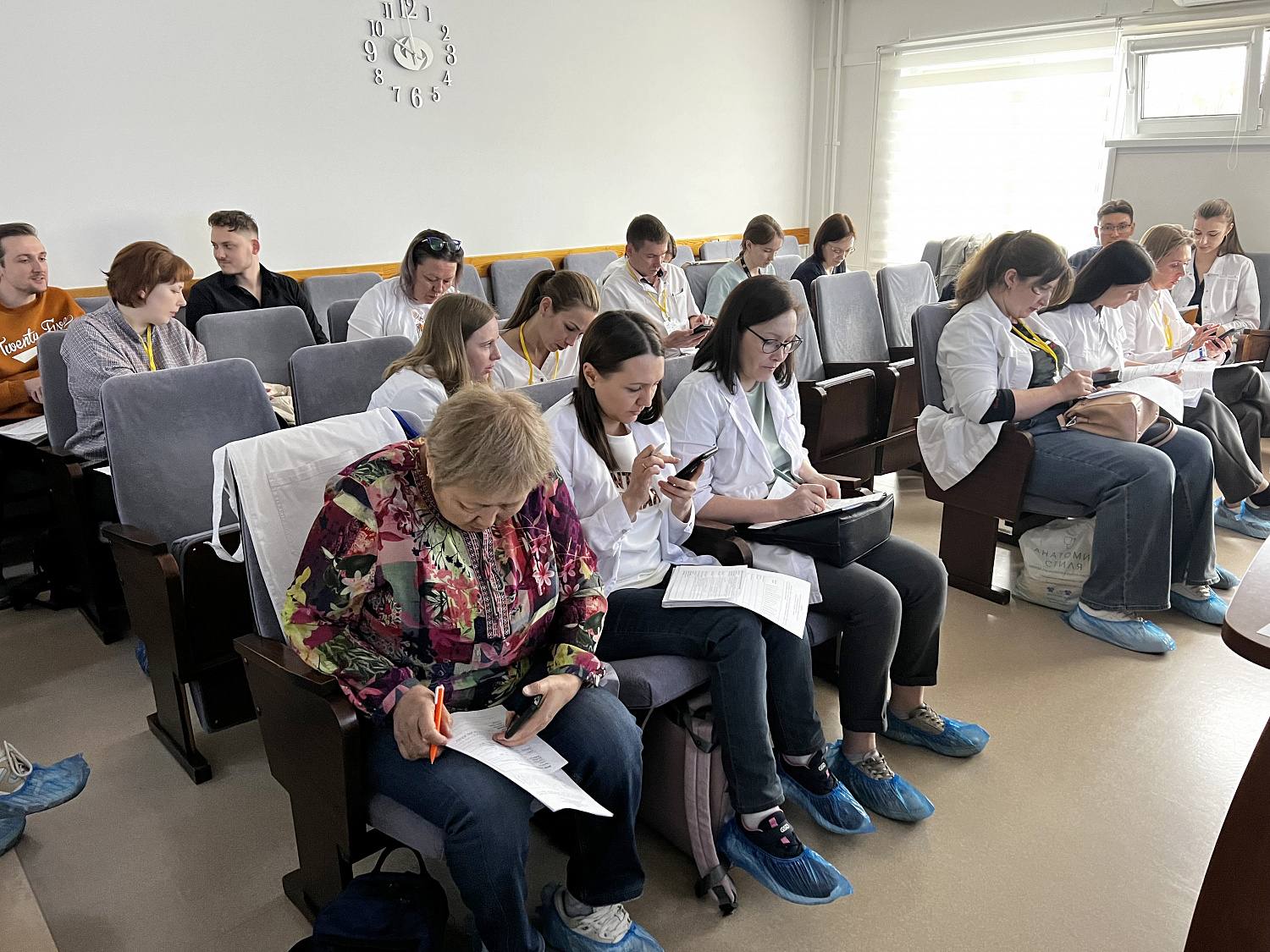 Завершился очередной курс лазерной микрохирургии глаза